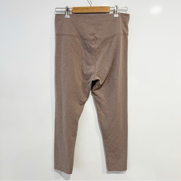 Girlfriend Collective Cocoon Heather Float Ultralight Legging - Picture 6 of 8